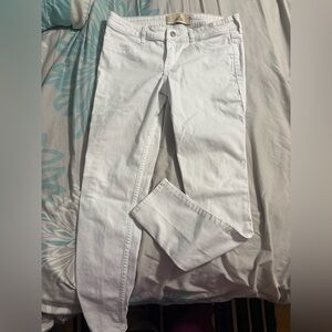Hollister Women's Skinny Jeans in White